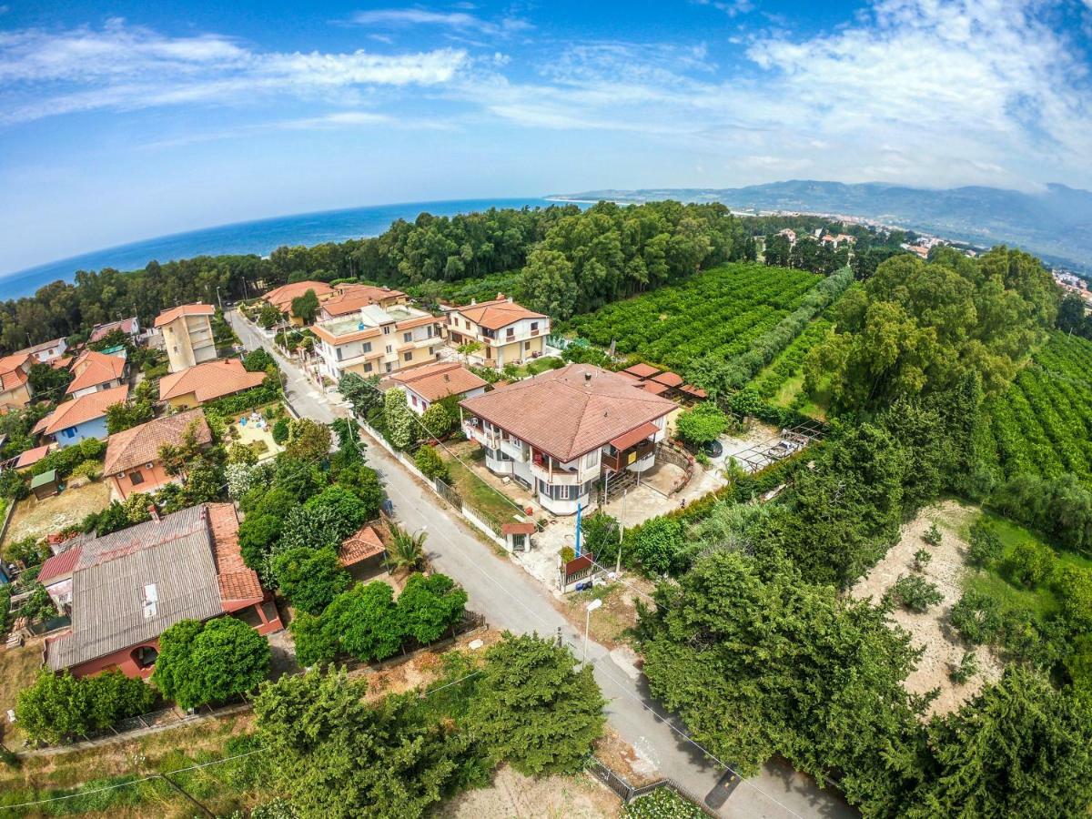 B&B Pineta Mare Ламеція-Терме Екстер'єр фото