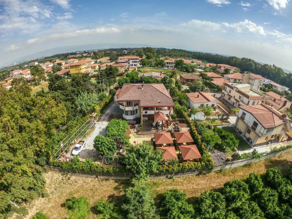 B&B Pineta Mare Ламеція-Терме Екстер'єр фото